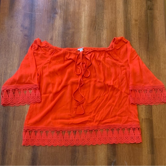 CATO NWT top Medium Poinciana Orange Crocheted trim sleeves bottom off shoulder - Picture 1 of 6
